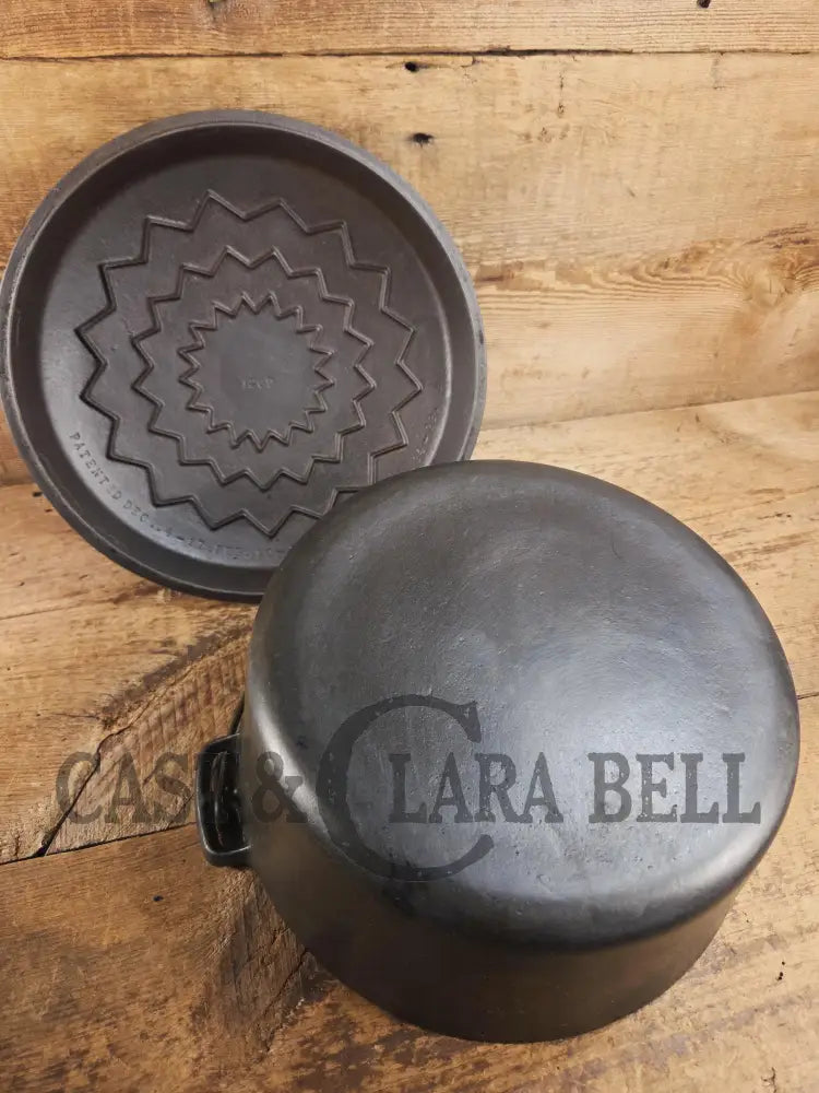 So unique! 1930βs Large fully marked Wagner Ware No. 9 Dutch Oven with saw tooth style Lid 1269 and Ghostmarked Logo!?