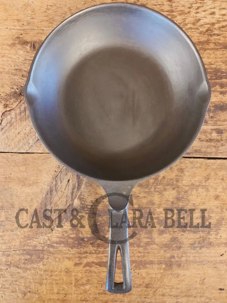 So unique! 1950’s Griswold/Wagner double logo Chef Skillet - Skillet