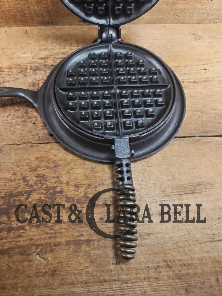 So unique! Best Made βSears Roebuck & Co.β by Griswold No. 8 Waffle Iron with Matching Best Made base! Waffle Iron