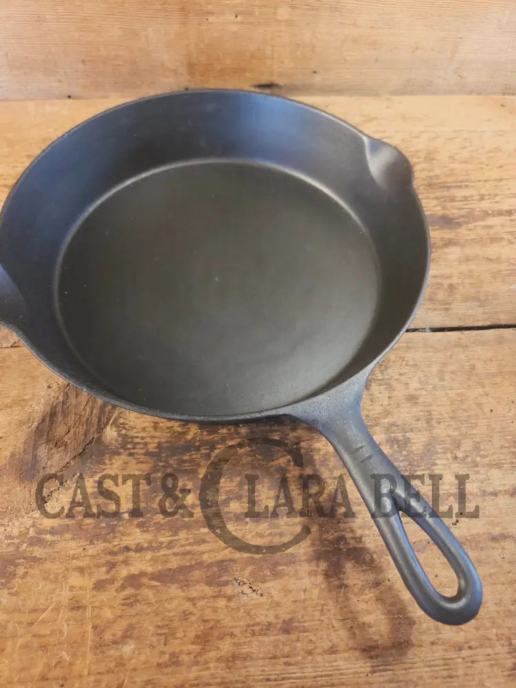 So unique converstion starter. Recast Erie #9 Cast Iron Skillet. Unique raised makerβs mark - Skillet