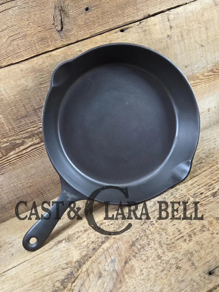 So unique! Griswoldâs Good Health #8 Cast Iron Skillet 658. Classic Department store piece! Skillet