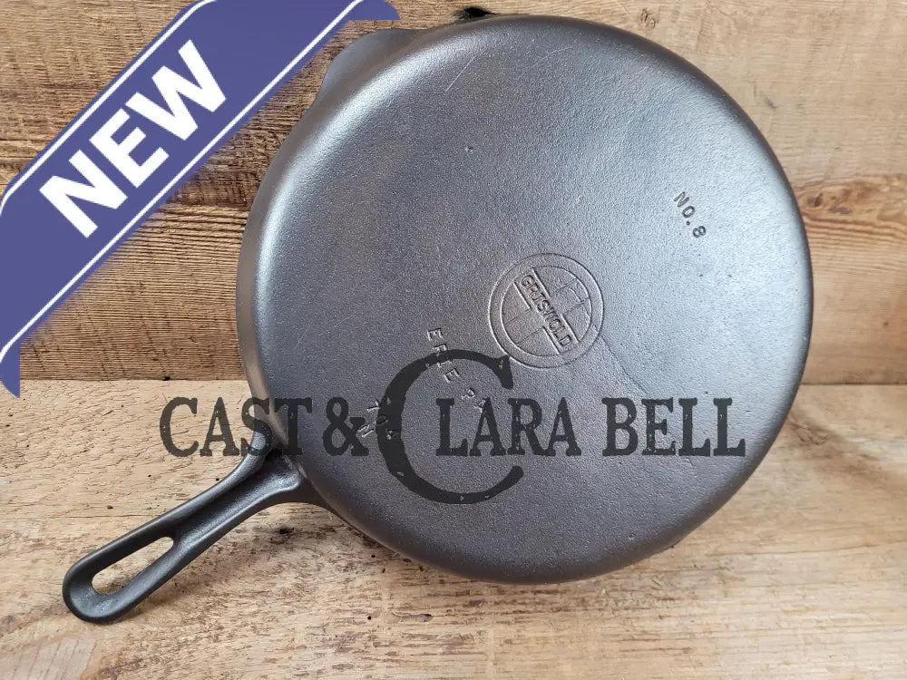 Sought After Grooved Handle! The Classic Griswold No. 8 Skillet With Small Block Logo 704 N.
