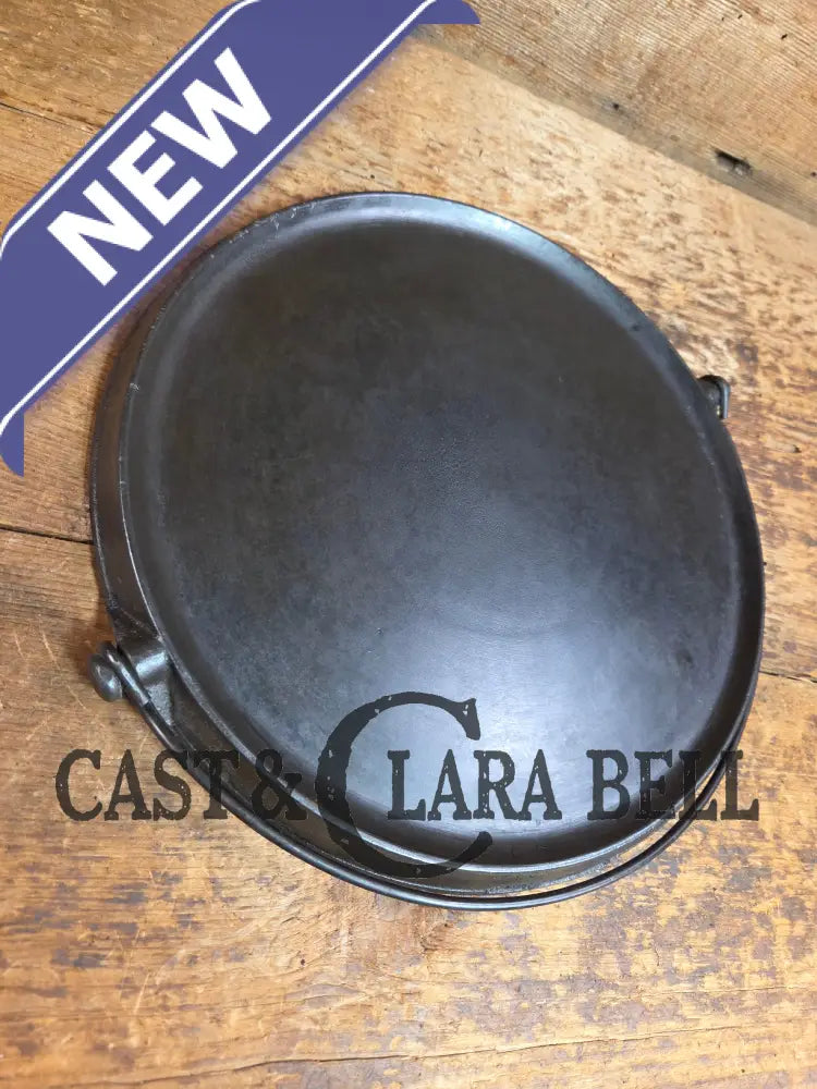 Spectacular and hard to find Griswold ERIE 3rd Series #10 Round Griddle with Bail! You don’t see these often! Griddle
