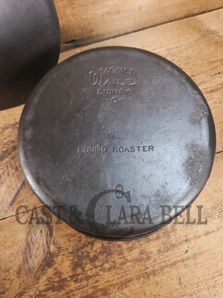 Super Cool 1900-30 #9 Wagner Drip Drop Roaster Dutch Oven w Turtle Top (Sawtooth pattern) lid - Dutch Ovens Trivets &