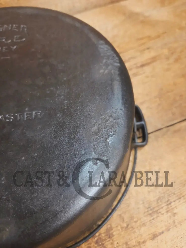 Super Cool 1900-30 #9 Wagner Drip Drop Roaster Dutch Oven w Turtle Top (Sawtooth pattern) lid - Dutch Ovens Trivets &