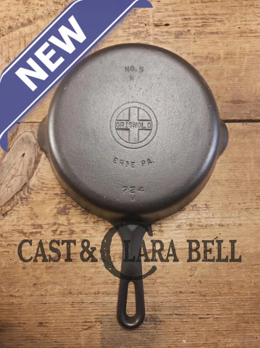 Super handy 1930βs Griswold No. 5 Saute Skillet Small Logo Grooved Handle Smooth Bottom 724 M. Restored and Ready to