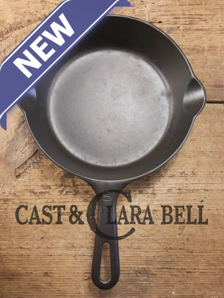 Super handy 1930’s Griswold No. 5 Saute Skillet Small Logo Grooved Handle Smooth Bottom 724 M. Restored and Ready to