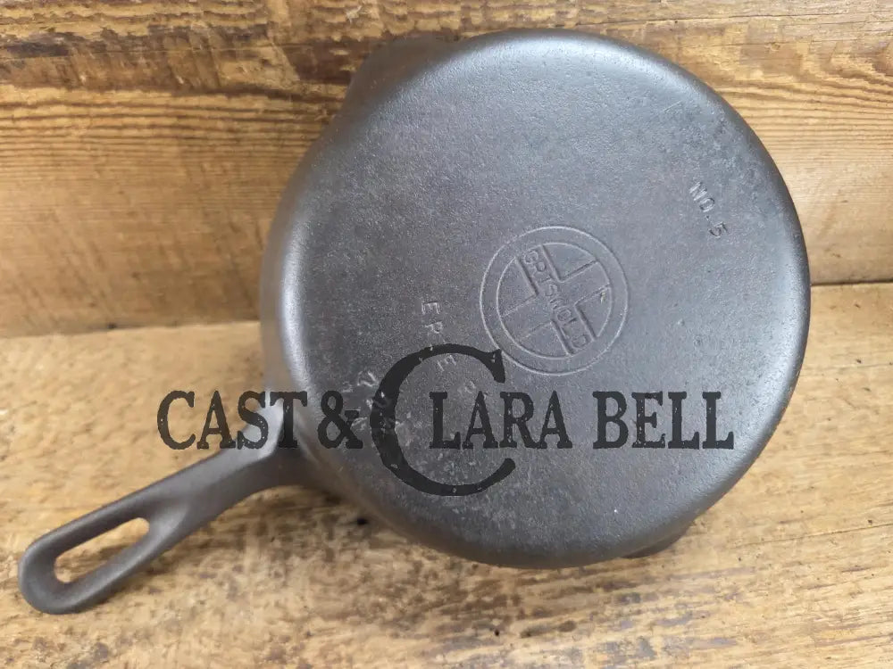 Super handy 1930’s Griswold No. 5 Saute Skillet Small Logo Smooth Bottom 724 M. Restored and Ready to Use! Skillet