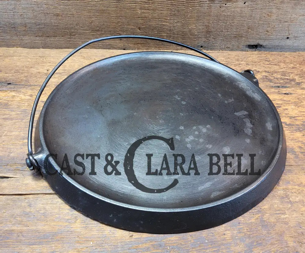 Super Unique And Tough To Find!! Early 1920βS Gorgeous Griswold #10 Round Griddle With Bail