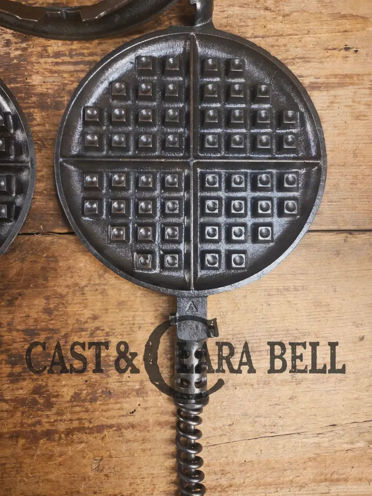The BEST gift idea! Gorgeous Griswold #8 Cast Waffle Iron #151/151 Low base #152 Fully Restored and Seasoned! Waffle