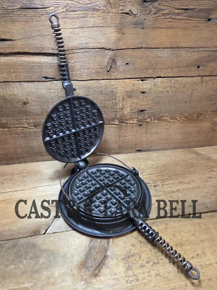 The BEST gift idea! Gorgeous Griswold #8 Cast Waffle Iron #151/151 Low base #152 Fully Restored and Seasoned! Skillet