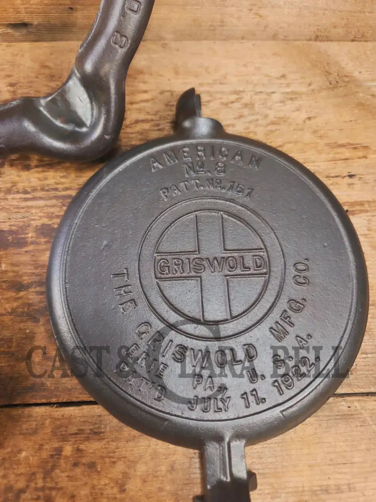 The BEST gift idea! Gorgeous Griswold #8 Cast Waffle Iron #151/151 Low base Fully Restored and Seasoned! - Waffle Iron