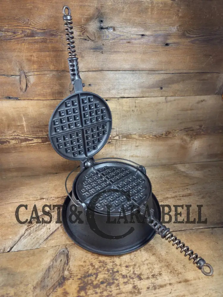 The BEST gift idea! Griswold #8 Cast Waffle Iron #151/151 Tall Base!! Ready to make Crispy Waffles! Waffle Iron