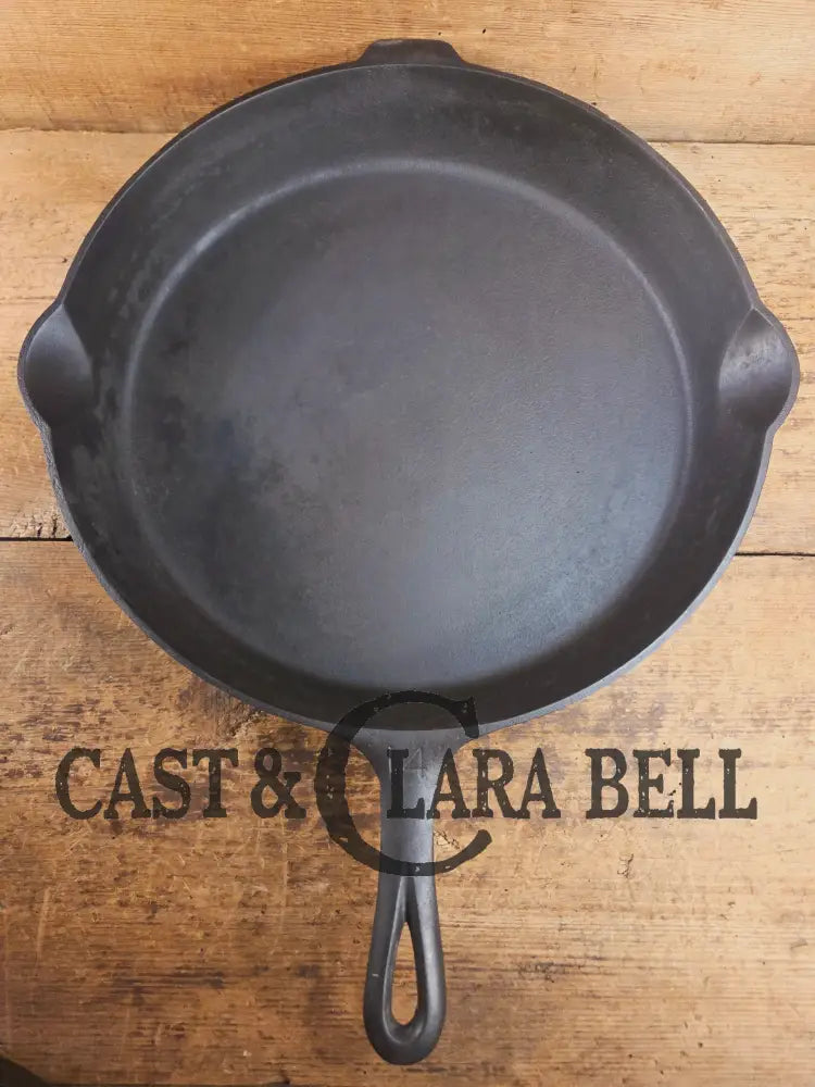 The biggest handled skillet made by Griswold! Huge 1930’s Griswold No. 14 Skillet with Large Block Logo and Heat Ring