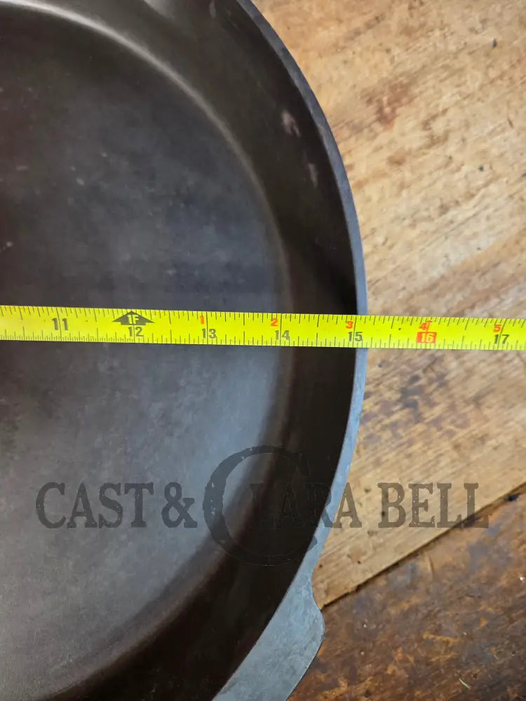 The biggest handled skillet made by Griswold! Huge 1930’s Griswold No. 14 Skillet with Large Block Logo and Heat Ring