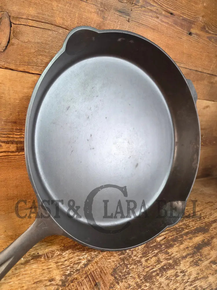 The biggest handled skillet made by Griswold! Huge 1930’s Griswold No. 14 Skillet with Large Block Logo and Heat Ring