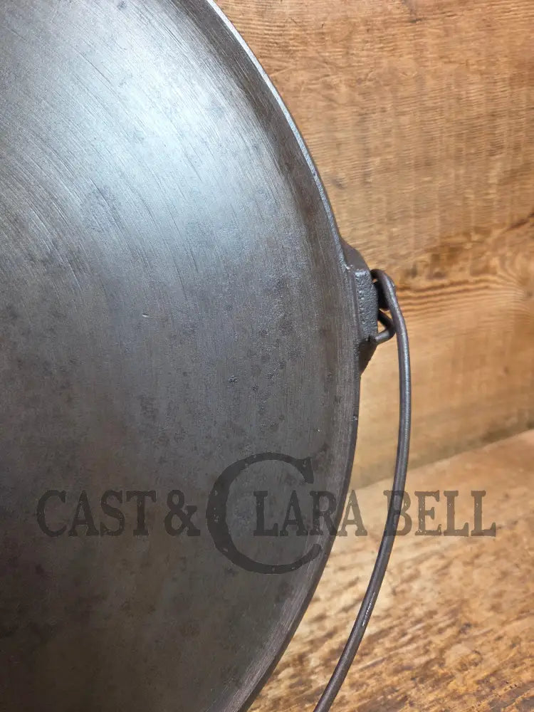 The BIGGEST you can buy! HTF 1920βs Griswold No. 14 Round Griddle with Bail. Block Logo #618. Ready to make pizzas by