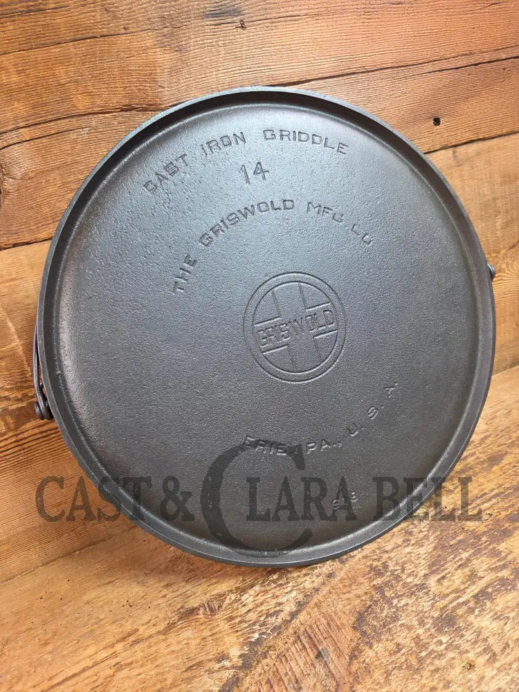 The BIGGEST you can buy! HTF 1920βs Griswold No. 14 Round Griddle with Bail. Block Logo #618. Ready to make pizzas by