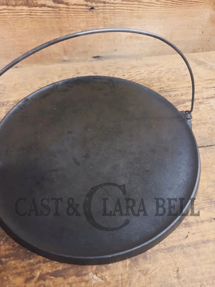 The BIGGEST you can buy! HTF 1920’s Griswold No. 14 Round Griddle with Bail. Block Logo #618. Ready to make pizzas by