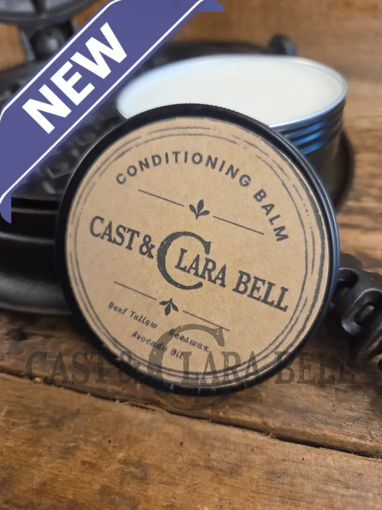 The Cast & Clara Bell Classic #8 Skillet Gift Box - Gift Box
