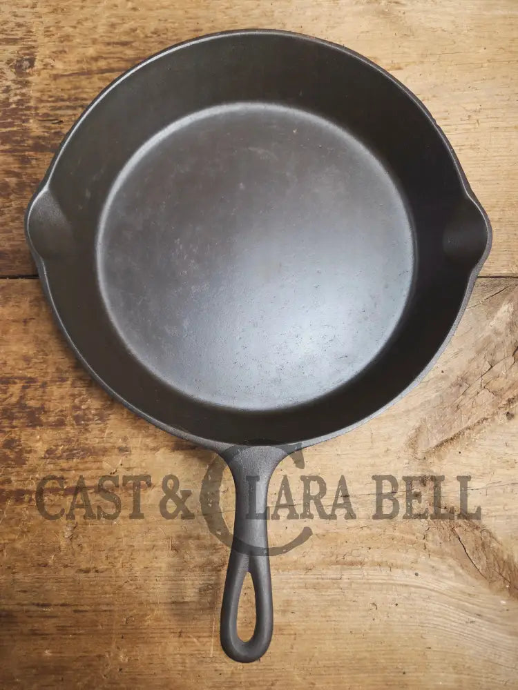 The Clara Bell Classic! 1940’s Era Three notch Lodge #8 cast iron skillet. Skillet