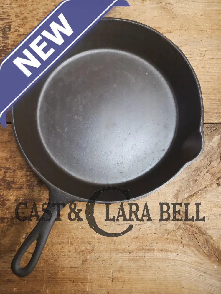 The Clara Bell Classic! 1940’s Era Three notch Lodge #8 cast iron skillet. Skillet