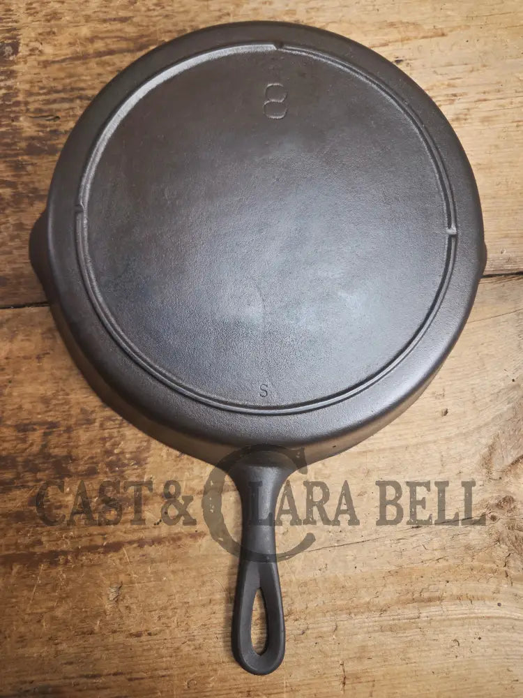 The Clara Bell Classic! 1940’s Era Three notch Lodge #8 cast iron skillet. Skillet