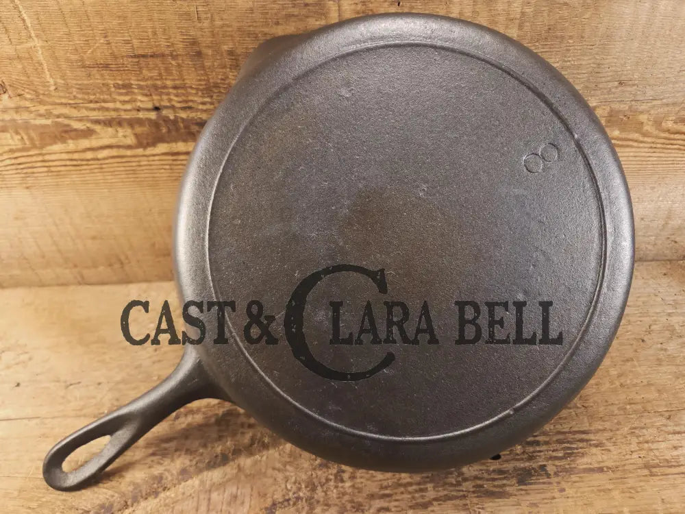 The Clara Bell Classic! 1940’s Era Three notch Lodge #8 cast iron skillet. Beautiful piece of Americana! SC24