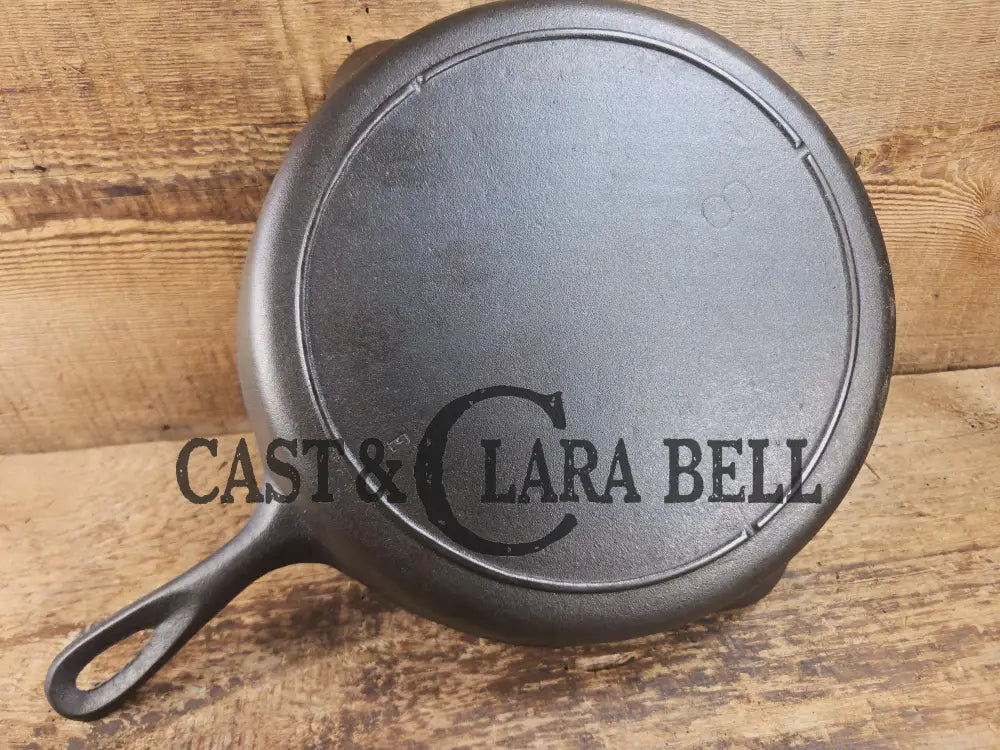 The Clara Bell Classic! 1940’s Era Three notch Lodge #8E cast iron skillet. Beautiful piece of Americana! SC24 Skillet