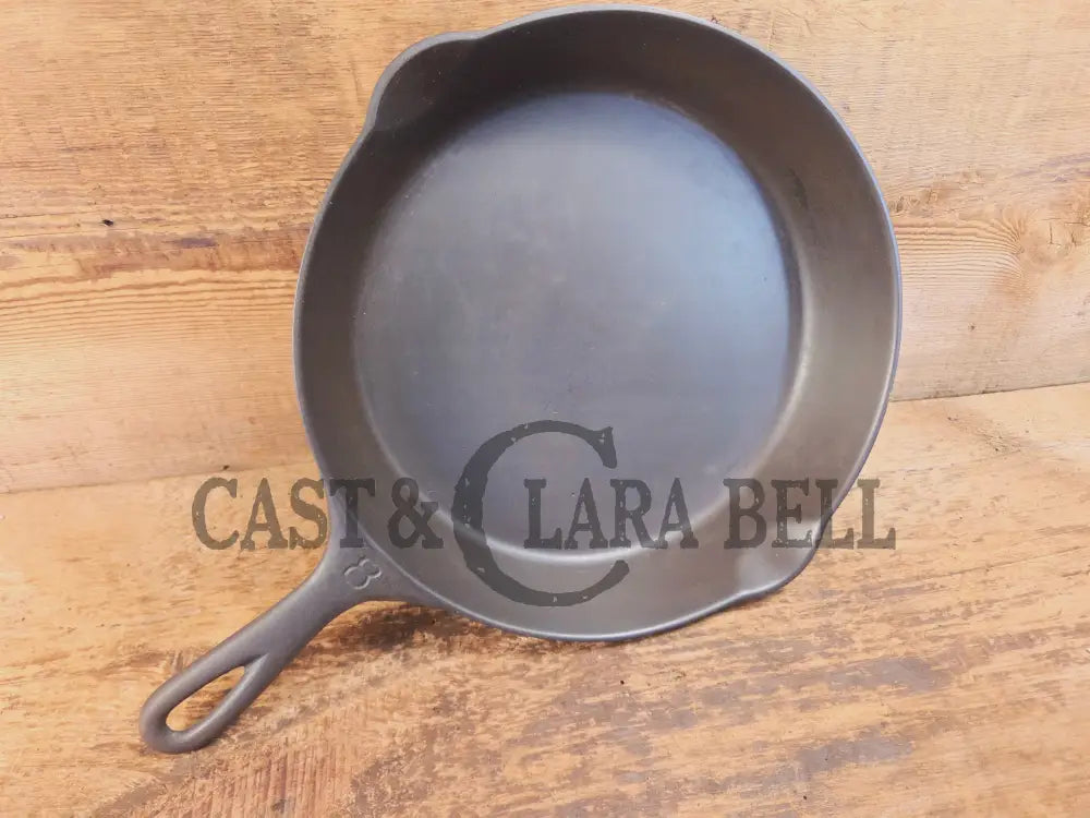 The Classic! 1910βs Griswold #8 Cast Iron Skillet with Slant Logo and FULL EPU 704 C - Skillet