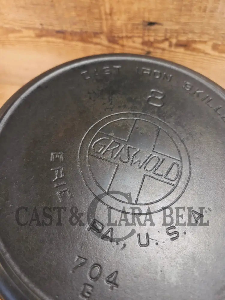 The Classic! 1910βs Griswold #8 Cast Iron Skillet with Slant Logo and FULL EPU 704 C - Skillet