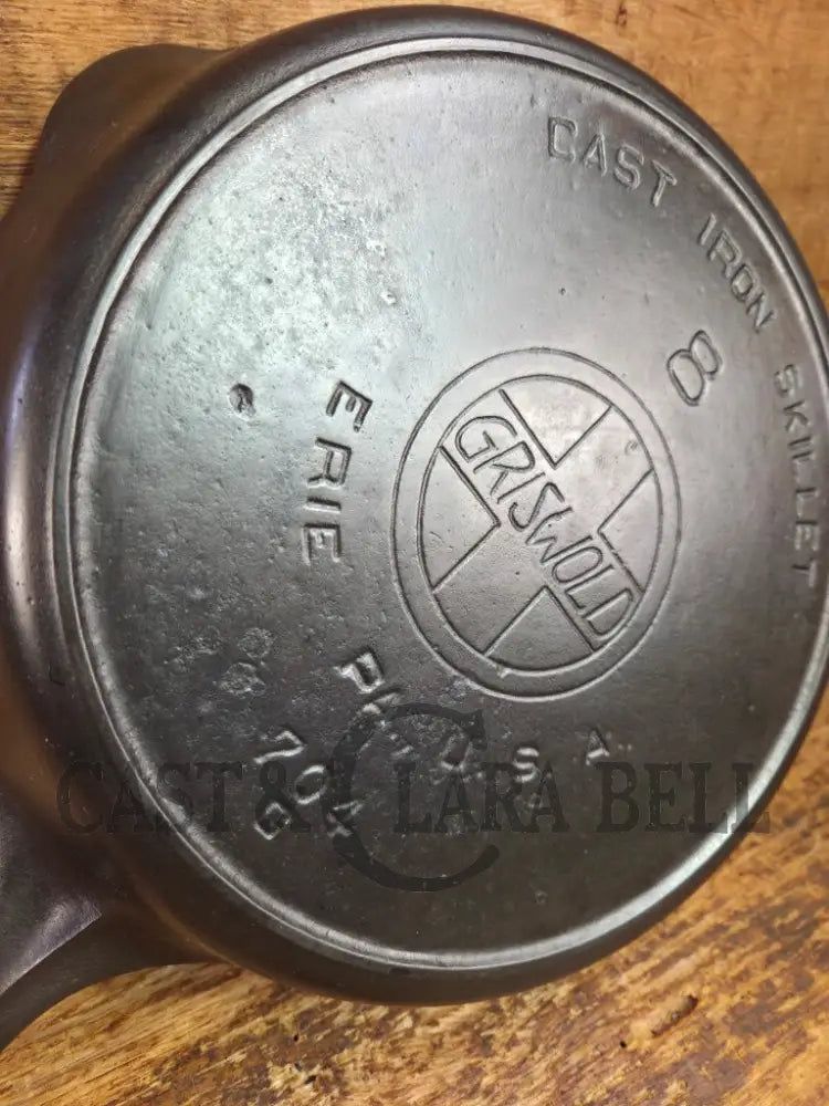 The Classic! 1910βs Griswold #8 Cast Iron Skillet with Slant Logo and FULL EPU 704 G Skillet