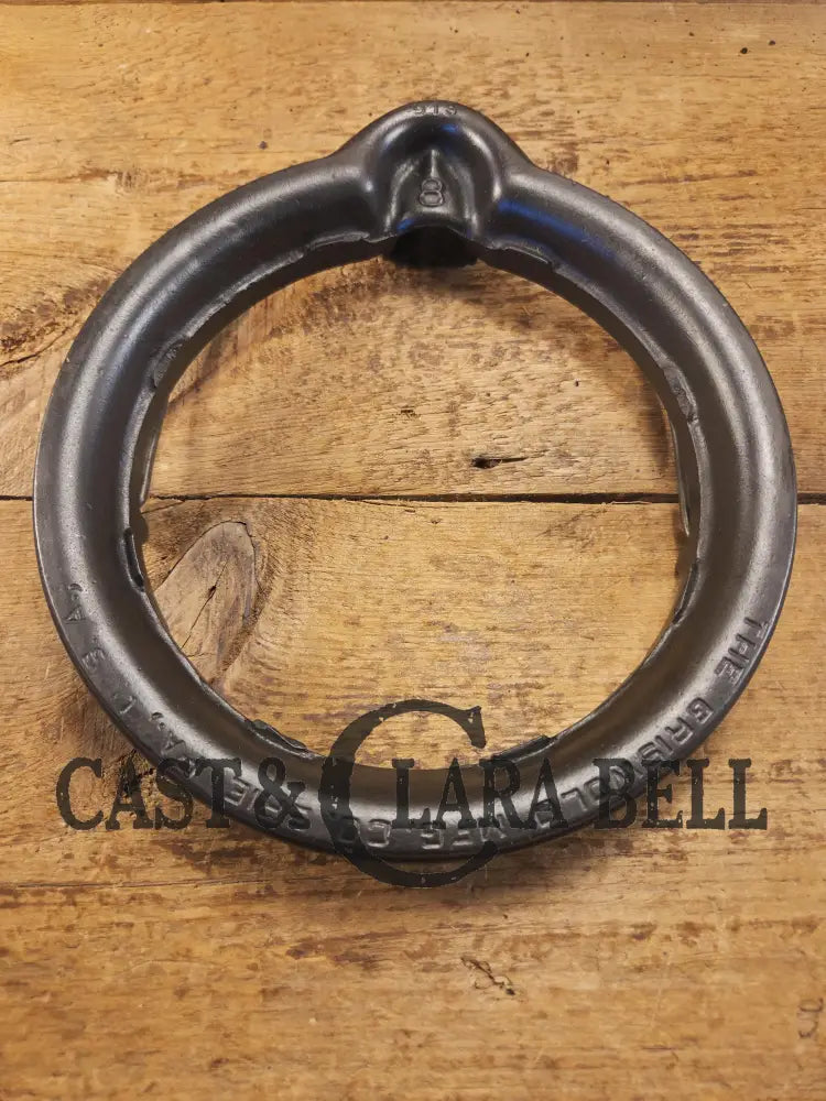 The Classic 1920’s Griswold Waffle Iron (314 /315) with Low Base (913). Fully restored and ready to make crispy