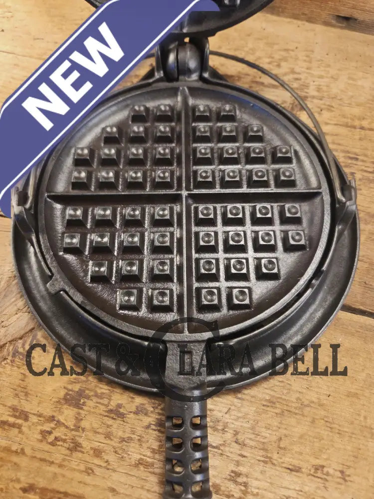 The Classic 1920’s Griswold Waffle Iron (314 /315) with Low Base (913). Fully restored and ready to make crispy