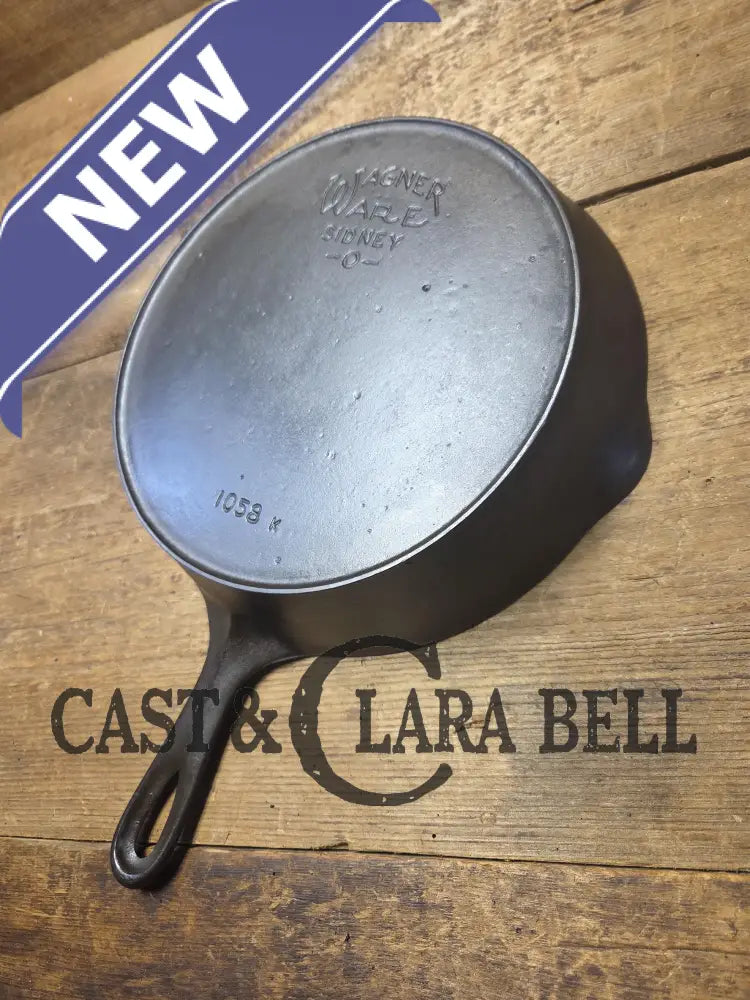 The Classic! 1924 Wagner Ware Sidney -O- #8 Skillet with Heat Ring and Stylized Logo 1058 K Skillet