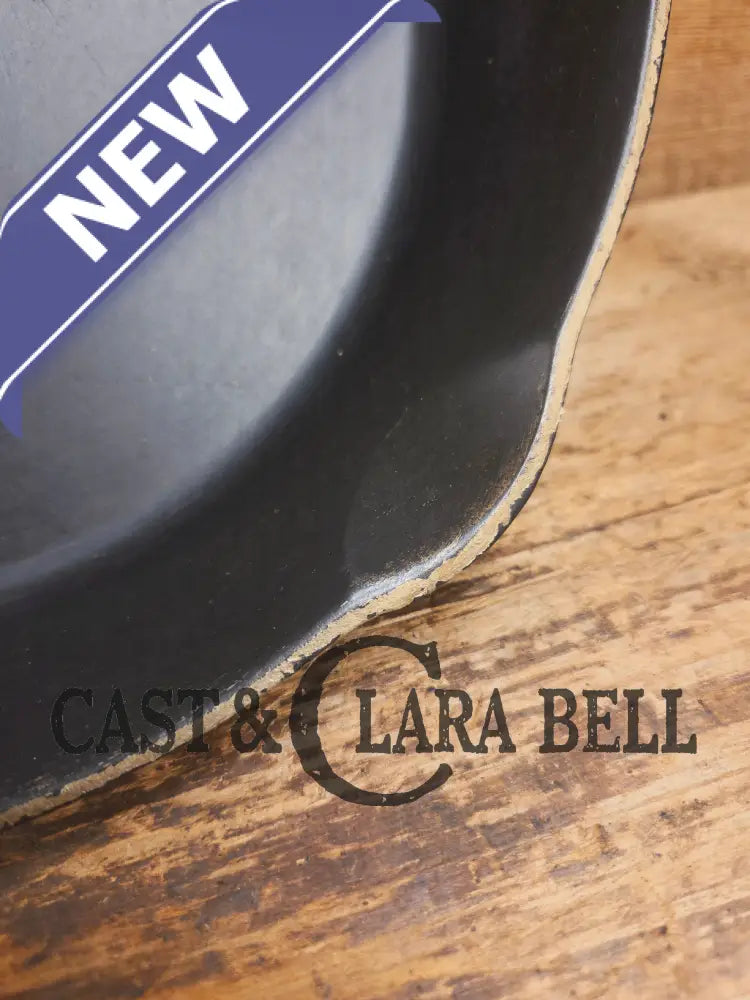 The Classic! 1924 Wagner Ware Sidney -O- #8 Skillet with Heat Ring and Stylized Logo 1058 K. Nickel plated outside