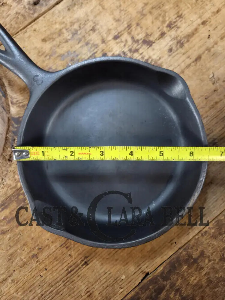 The classic! 1930βs Wagner Ware #3 Cast Iron Egg Skillet with Stylized Logo and Smooth Bottom 1053 Q. SC24 Skillet