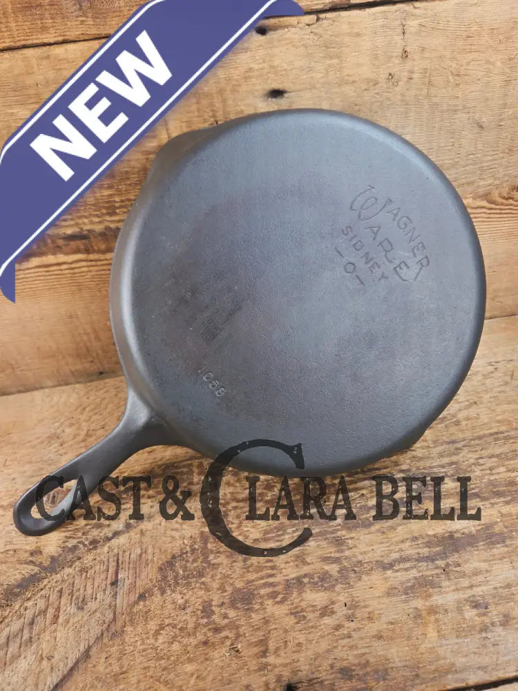 The Classic! 1930’s Wagner Ware #8 Cast Iron Skillet with Stylized Logo 1058 Skillet