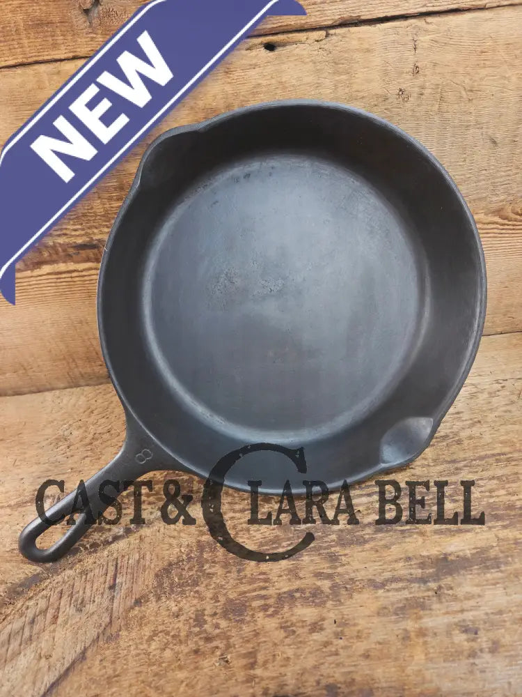 The Classic! 1930’s Wagner Ware #8 Cast Iron Skillet with Stylized Logo 1058 Skillet