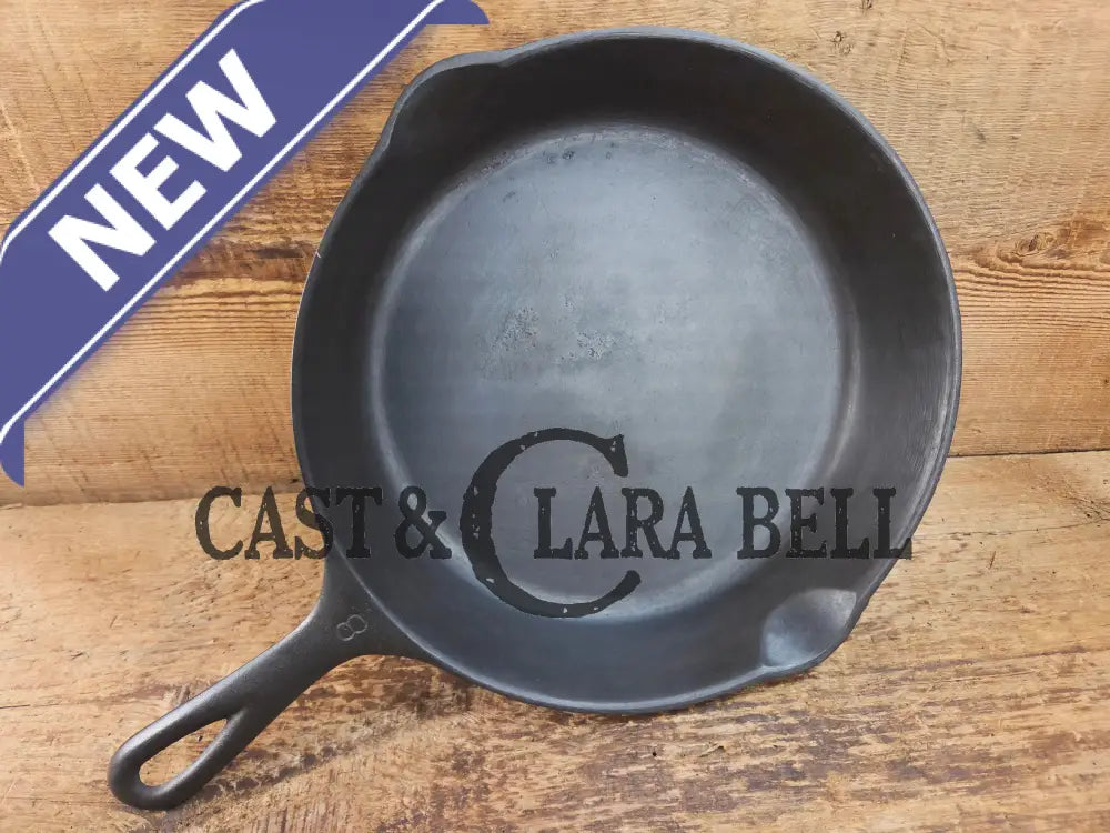 The Classic! 1930’s Wagner Ware #8 Cast Iron Skillet with Stylized Logo 1058 Skillet
