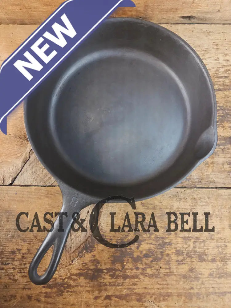 The Classic! 1930’s Wagner Ware #8 Cast Iron Skillet with Stylized Logo 1058 Skillet