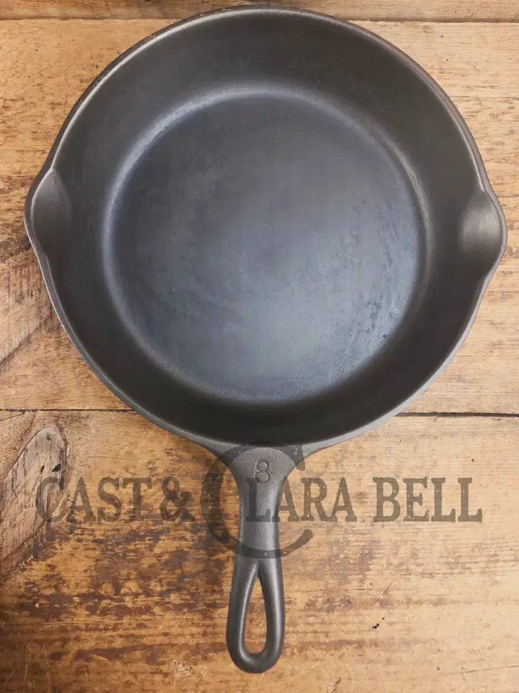 The Classic! 1930’s Wagner Ware #8 Cast Iron Skillet with Stylized Logo 1058 D Skillet