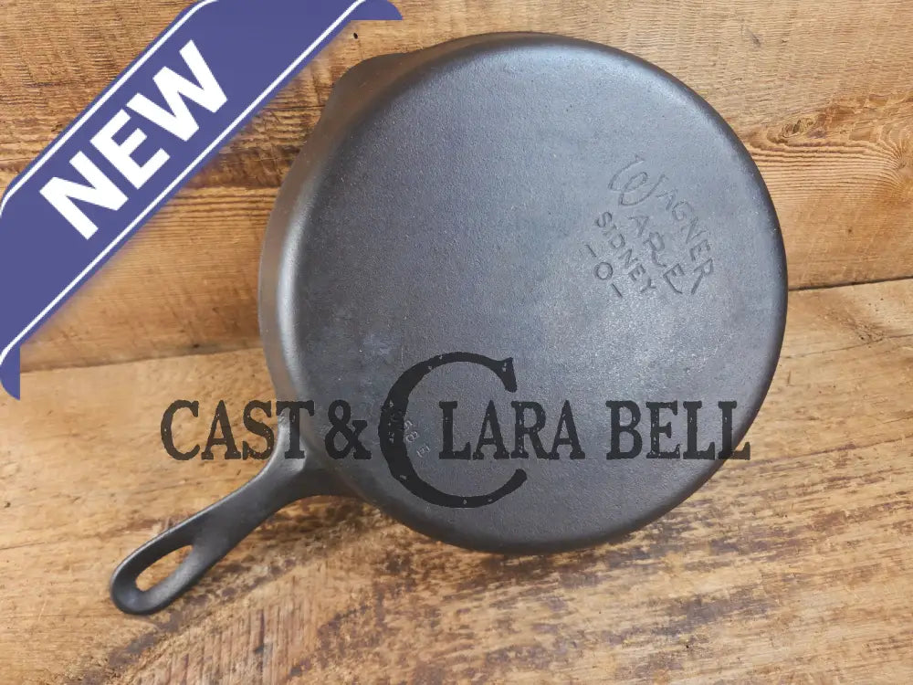 The Classic! 1930’s Wagner Ware #8 Cast Iron Skillet with Stylized Logo 1058 E Skillet