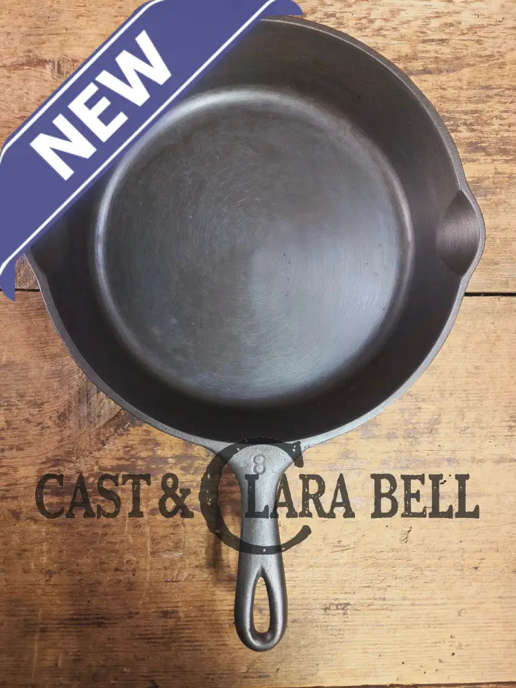 The Classic! 1930’s Wagner Ware #8 Cast Iron Skillet with Stylized Logo 1058 M Skillet