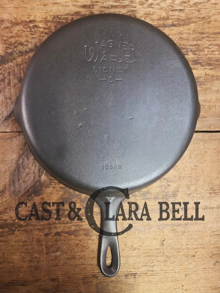 The Classic! 1930’s Wagner Ware #8 Cast Iron Skillet with Stylized Logo 1058 M Skillet