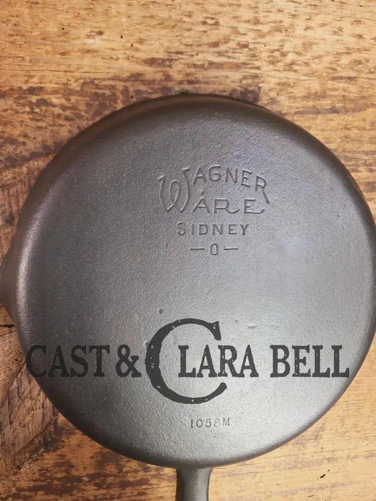 The Classic! 1930’s Wagner Ware #8 Cast Iron Skillet with Stylized Logo 1058 M Skillet