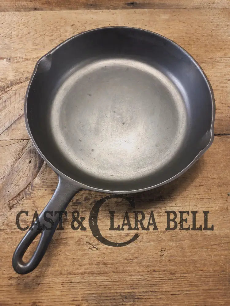 The Classic 8! 1940’s early Birmingham Stove & Range Red Mountain Series #8 Skillet 8Y Skillet