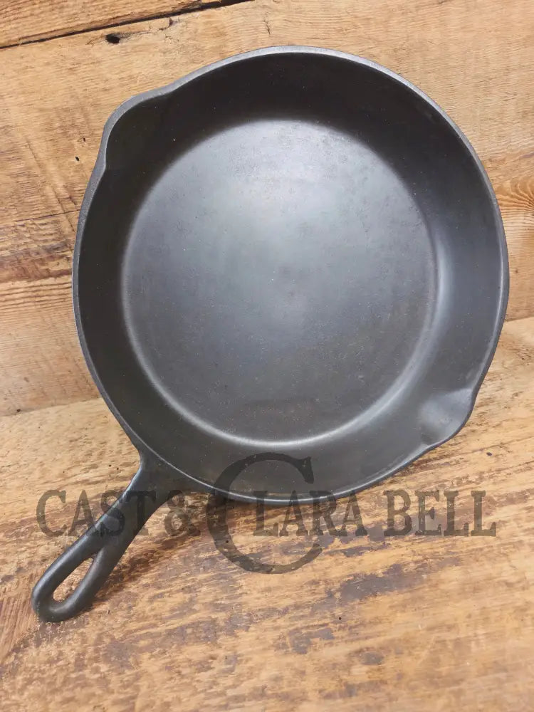 The Classic 8! 1940’s early Hand Scribed Birmingham Stove & Range Red Mountain Series #8X Skillet - Skillet