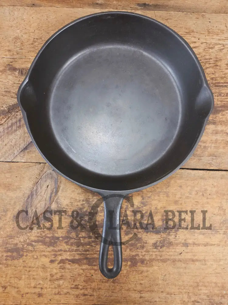 The Classic 8! 1940’s early Hand Scribed Birmingham Stove & Range Red Mountain Series #8X Skillet - Skillet
