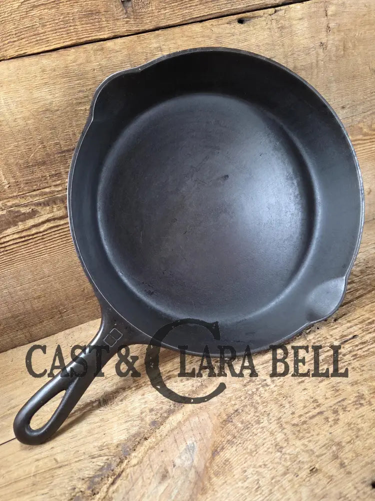 The Classic 8! 1940’s Griswold No. 8 Cast Iron Skillet with Small Block Logo 704 G Skillet